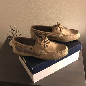 Sperry’s. Size 10